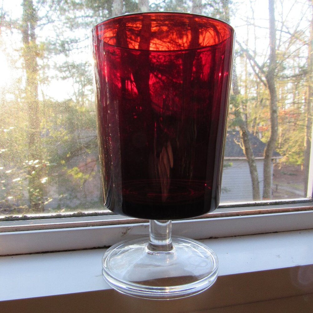 Vintage Arcoroc France Red Glass 5" Goblet 8 oz